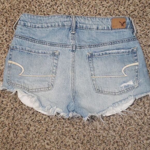 American Eagle Hi-Rise Festival Jean Shorts 2 - Picture 3 of 3